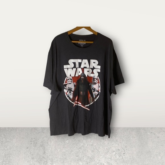 Star Wars “The Force Awakens.” T-Shirt EUC Sz.3XL - Picture 4 of 9